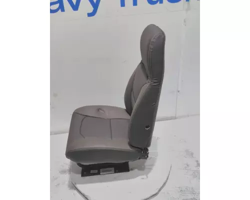 INTERNATIONAL HX620 Seat, Front