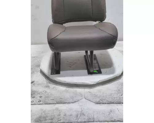 INTERNATIONAL HX620 Seat, Front