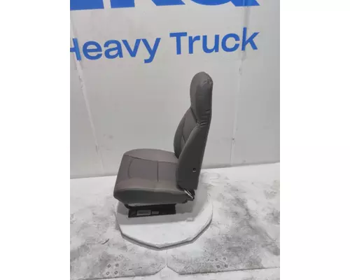 INTERNATIONAL HX620 Seat, Front
