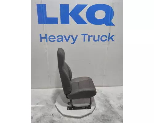 INTERNATIONAL HX620 Seat, Front