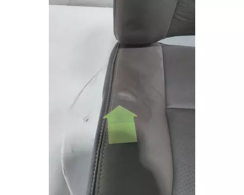 INTERNATIONAL HX620 Seat, Front