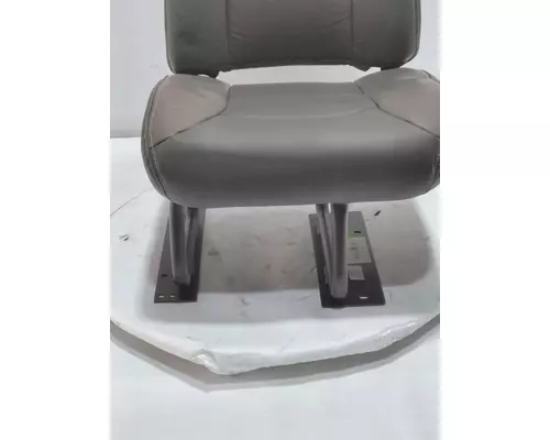 INTERNATIONAL HX620 Seat, Front
