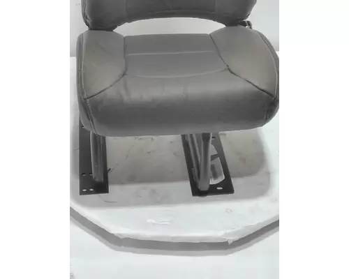 INTERNATIONAL HX620 Seat, Front