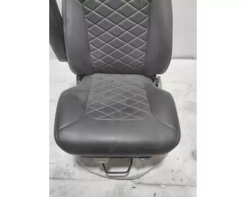 INTERNATIONAL HX620 Seat, Front