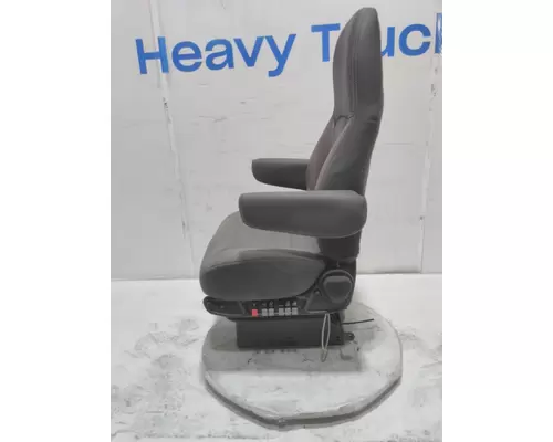 INTERNATIONAL HX620 Seat, Front