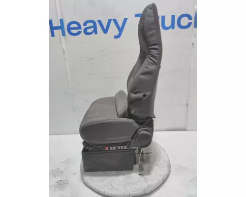 INTERNATIONAL HX620 Seat, Front