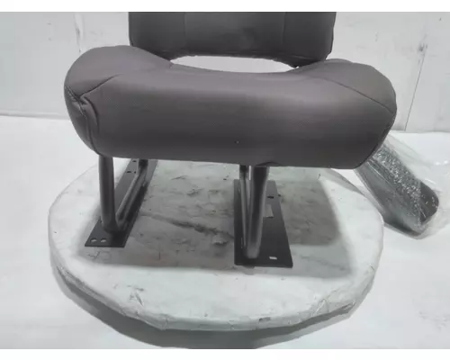 INTERNATIONAL HX620 Seat, Front