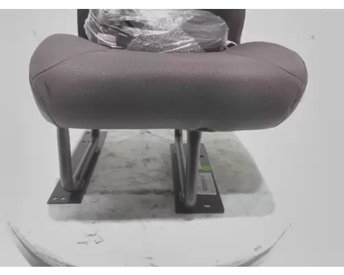 INTERNATIONAL HX620 Seat, Front