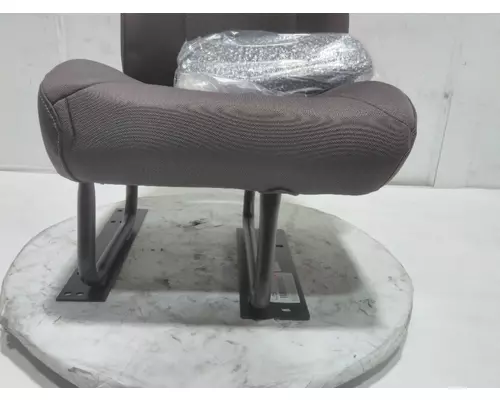 INTERNATIONAL HX620 Seat, Front