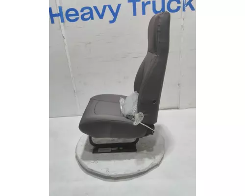 INTERNATIONAL HX620 Seat, Front