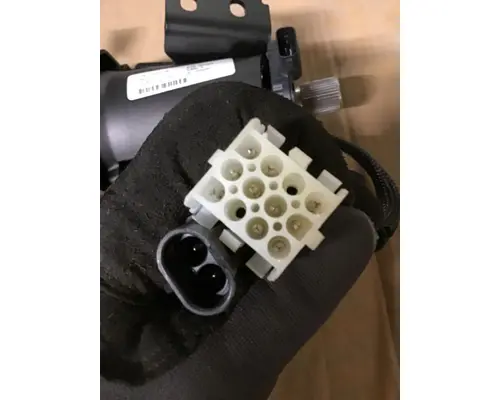 INTERNATIONAL HX620 Steering Column