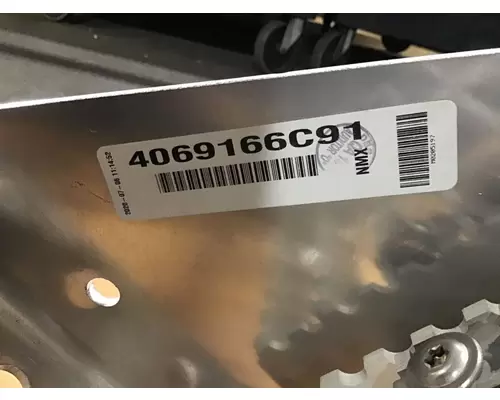 INTERNATIONAL HX620 Step
