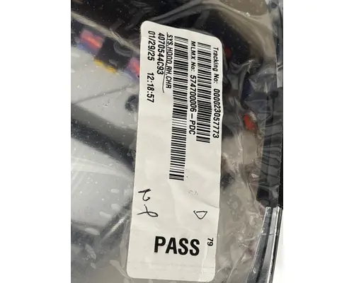 INTERNATIONAL HX Mirror (Side View)