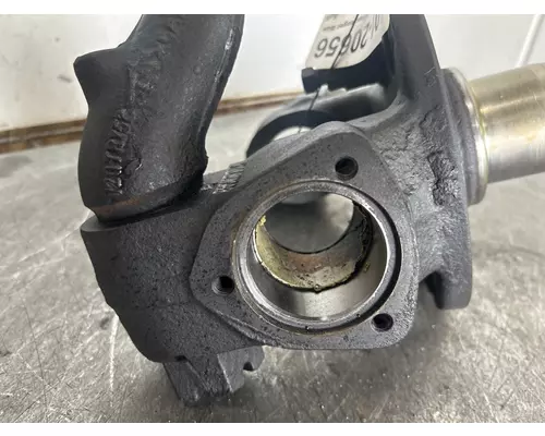INTERNATIONAL I-120 Spindle  Knuckle, Front