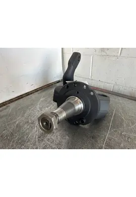 INTERNATIONAL I-140 Spindle / Knuckle, Front