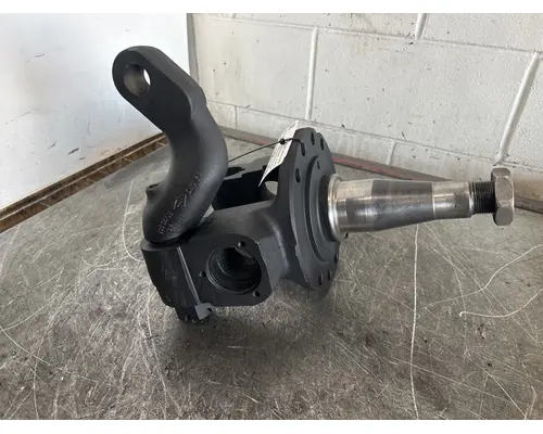 INTERNATIONAL I-140 Spindle  Knuckle, Front