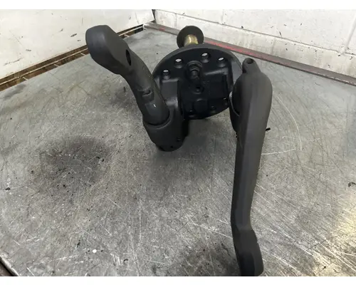 INTERNATIONAL I-80 Spindle  Knuckle, Front
