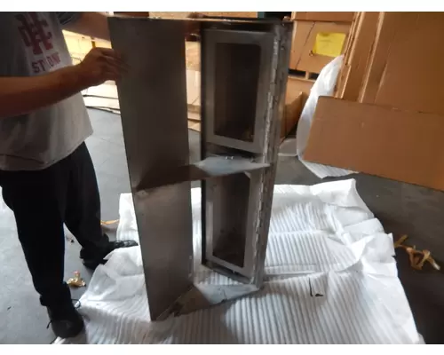 INTERNATIONAL International  Battery Box
