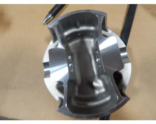 INTERNATIONAL International  Piston