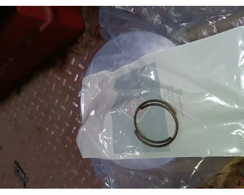 INTERNATIONAL International  Piston