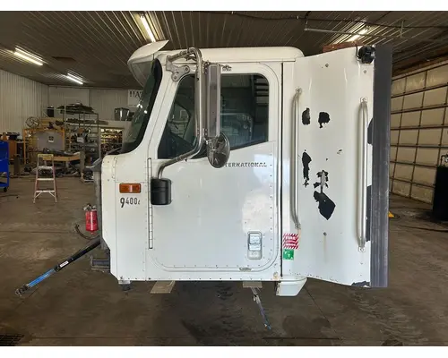 INTERNATIONAL L9427 Cab