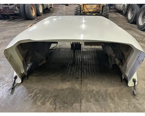 INTERNATIONAL L9427 Hood