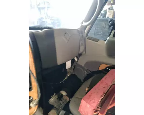INTERNATIONAL LF627 Cab