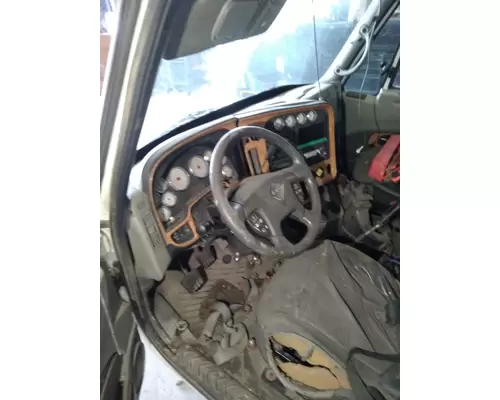 INTERNATIONAL LF627 Cab