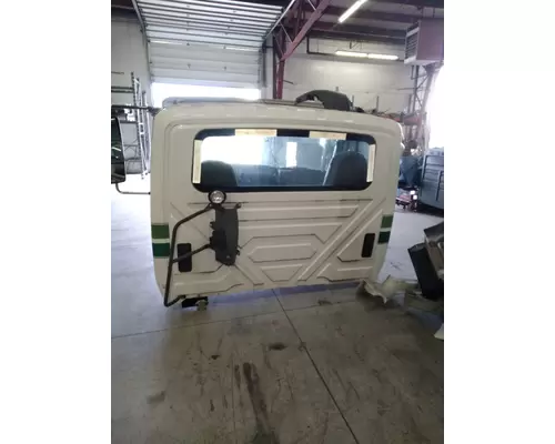INTERNATIONAL LF627 Cab