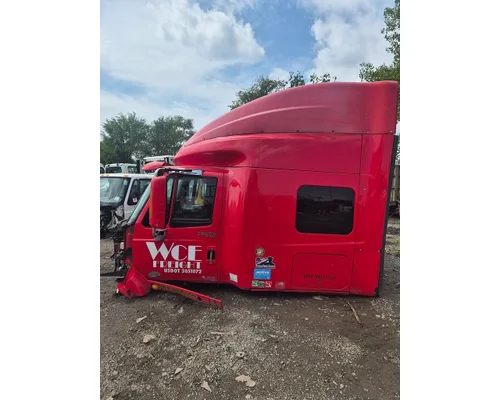INTERNATIONAL LF627 Cab