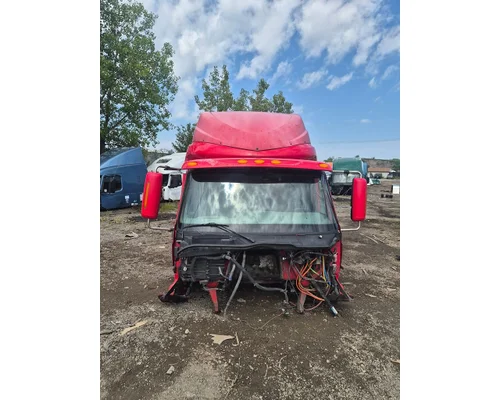 INTERNATIONAL LF627 Cab