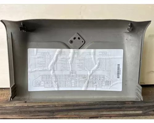INTERNATIONAL LF627 Front Cover