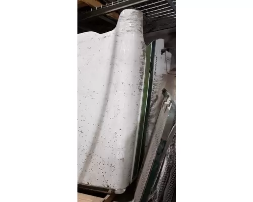 INTERNATIONAL LF627 Hood