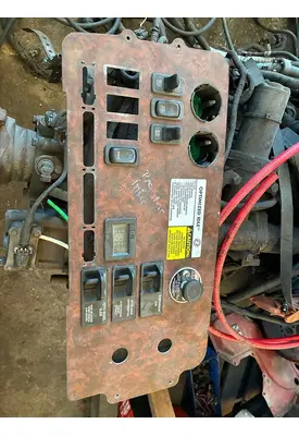 INTERNATIONAL LF687 Dash Panel