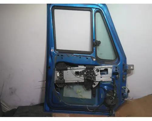 INTERNATIONAL LONESTAR 2009-2017 DOOR ASSEMBLY, FRONT