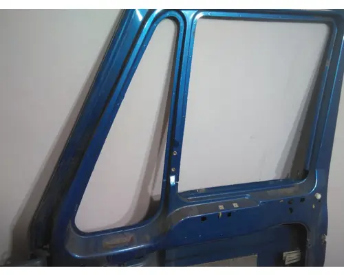 INTERNATIONAL LONESTAR 2009-2017 DOOR ASSEMBLY, FRONT