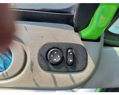 INTERNATIONAL LONESTAR 2009-2017 DOOR ASSEMBLY, FRONT