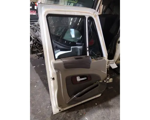 INTERNATIONAL LONESTAR 2009-2017 DOOR ASSEMBLY, FRONT