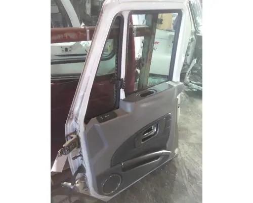 INTERNATIONAL LONESTAR 2009-2017 DOOR ASSEMBLY, FRONT