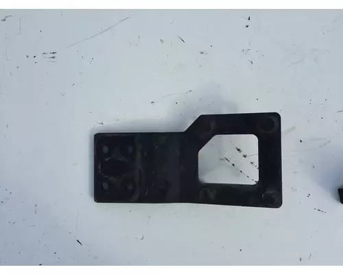 INTERNATIONAL LONESTAR AIR CLEANER BRACKET