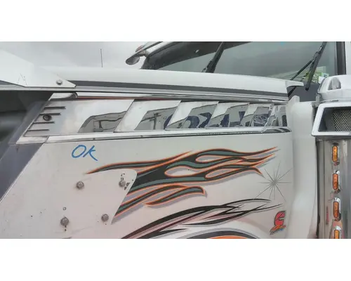 INTERNATIONAL LONESTAR AIR INTAKE LOUVERCOVER