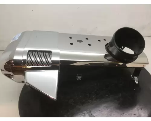 INTERNATIONAL LONESTAR Air Cleaner