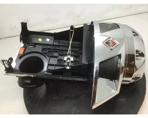 INTERNATIONAL LONESTAR Air Cleaner