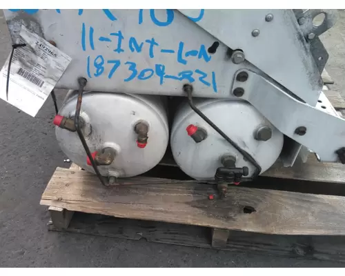 INTERNATIONAL LONESTAR BATTERY BOX