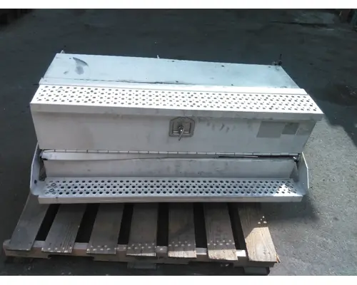 INTERNATIONAL LONESTAR BATTERY BOX
