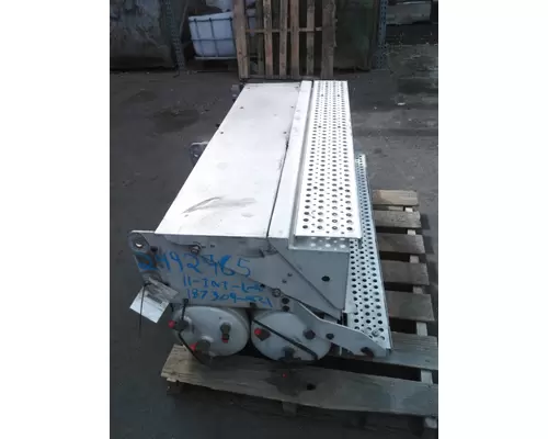 INTERNATIONAL LONESTAR BATTERY BOX