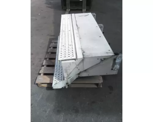 INTERNATIONAL LONESTAR BATTERY BOX