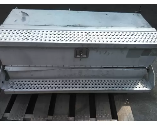 INTERNATIONAL LONESTAR BATTERY BOX