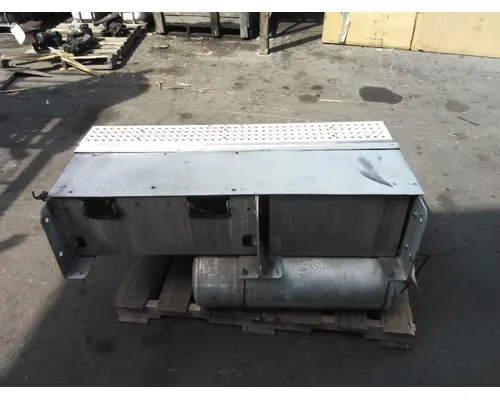 INTERNATIONAL LONESTAR BATTERY BOX
