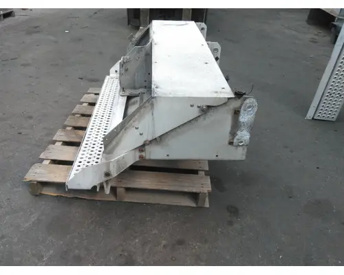 INTERNATIONAL LONESTAR BATTERY BOX